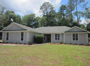 224 Cypress Cove Dr, Eufaula, AL 36027