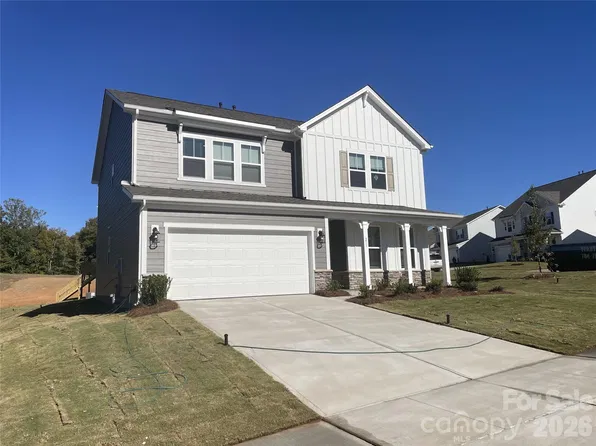 211 Holsworthy Dr, Mooresville, NC 28115