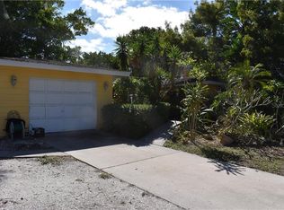 2718 Regatta Dr, Sarasota, FL 34231