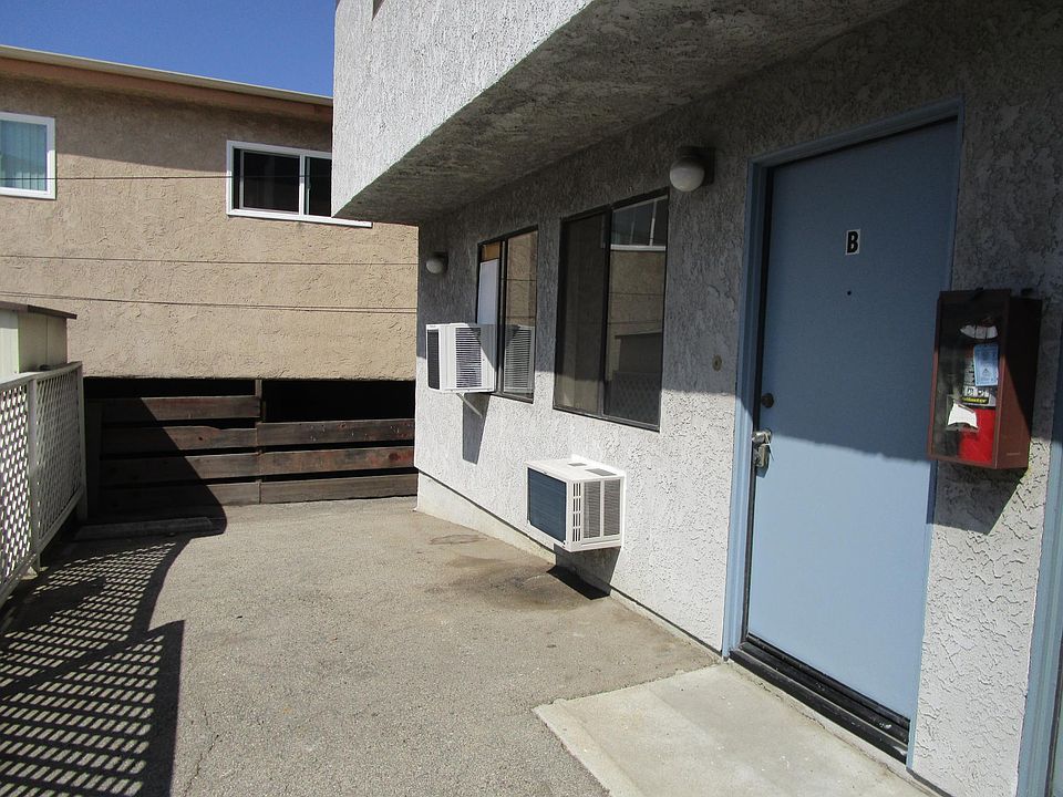 1st image of 725 E Magnolia Blvd APT B