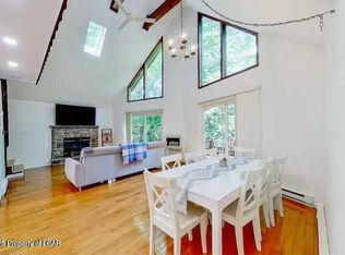 7206 Wigwam Way, Tobyhanna, PA 18466