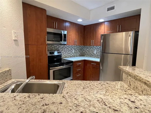 12980 Vista Isles Dr APT 314, Fort Lauderdale, FL 33325