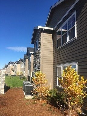 2nd image of 3527 Juanipero Way Unit 6