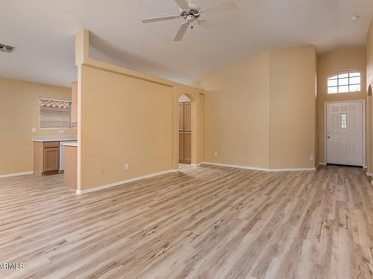 12566 W Palm Ln — Photo 5