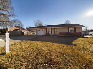 4043 Mary Ridge Ln, Saint Charles, MO 63304