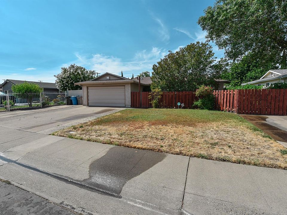 1st image of 2961 Trentwood Way