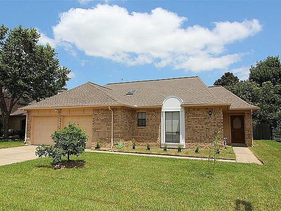 2nd image of 16435 Dunmoor Dr