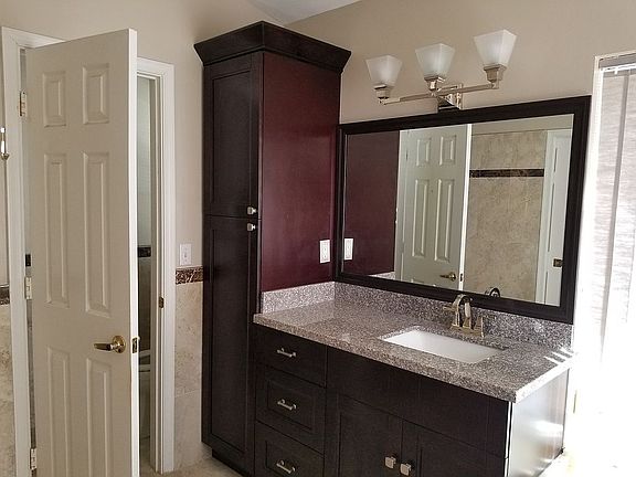 MB lots of linen storage