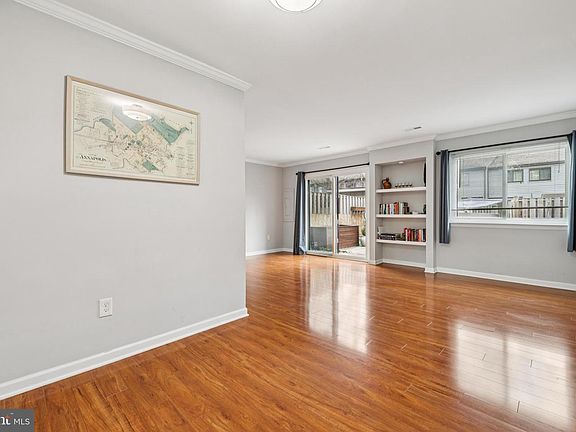 2nd image of 1014 Cedar Ridge Ct