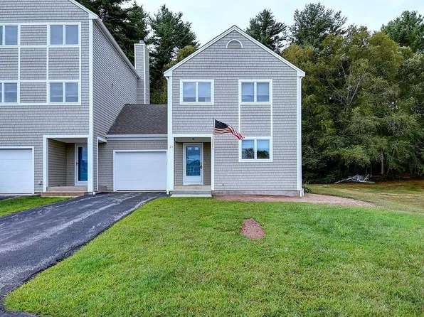 13 Woodlawn Cir, Hope Valley, RI 02832