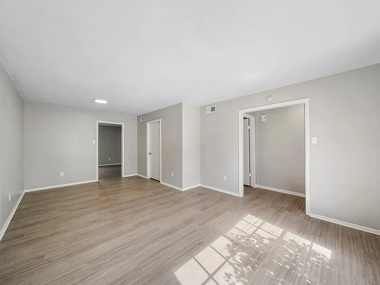 9204 Campbell Rd #A — Photo 3