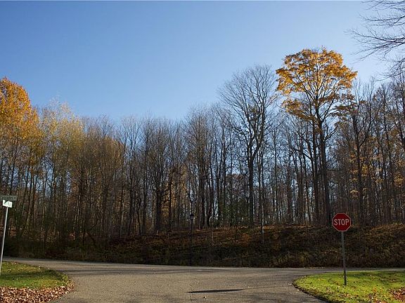 5th image of 945 Cascades Dr Lot R-5