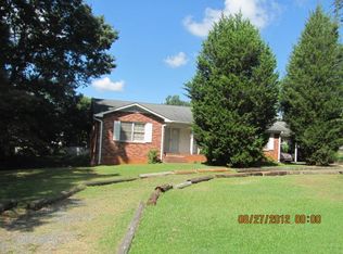 3712 Prospect Dr, Winston Salem, NC 27105