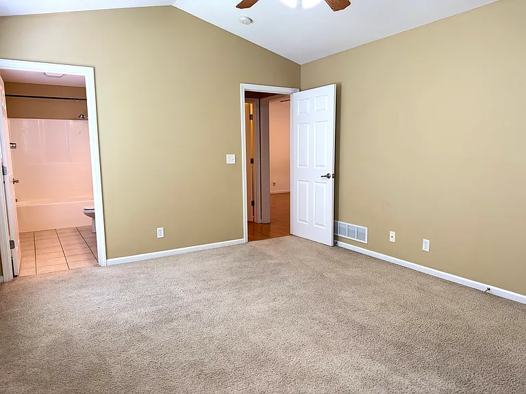 514 Brooklawn Dr — Photo 10