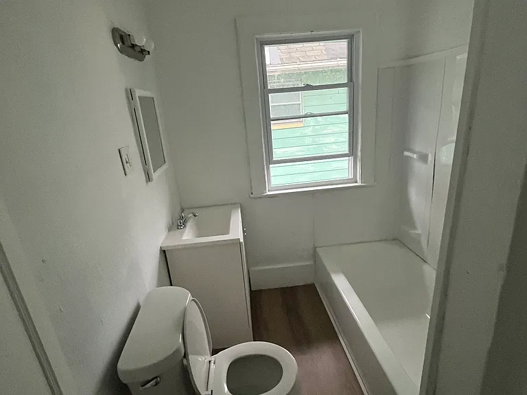 876 Paxton Rd #UP — Photo 10