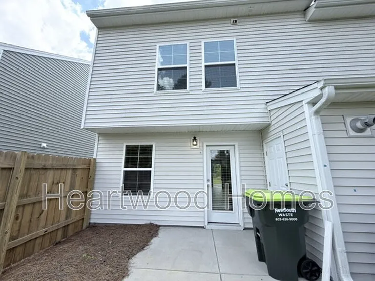 807 Coburg Ln — Photo 46