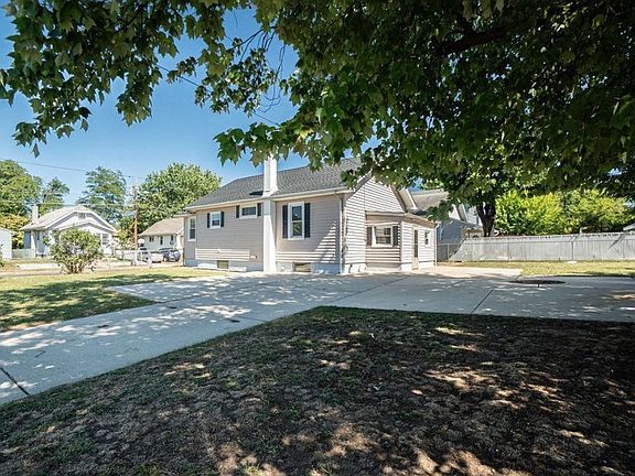 3rd image of 8306 Stow Rd