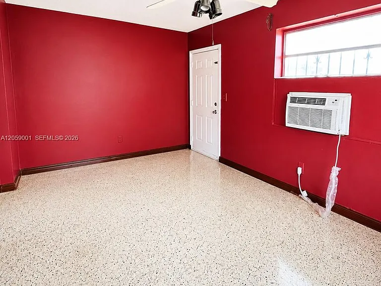 3210 NW 22nd Ave #1 — Photo 5