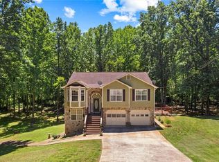 5310 Red Field Way, Flowery Branch, GA 30542