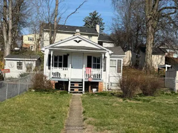 207 Avon Rd, Hagerstown, MD 21740