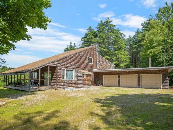 47 Gilmanton Road, Barnstead, NH 03218
