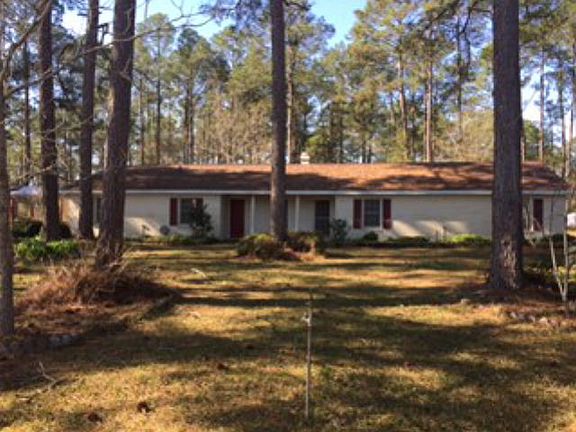 3rd image of 165 Remington Dr