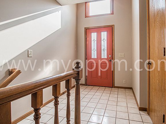 3rd image of 12842 Burt Ct