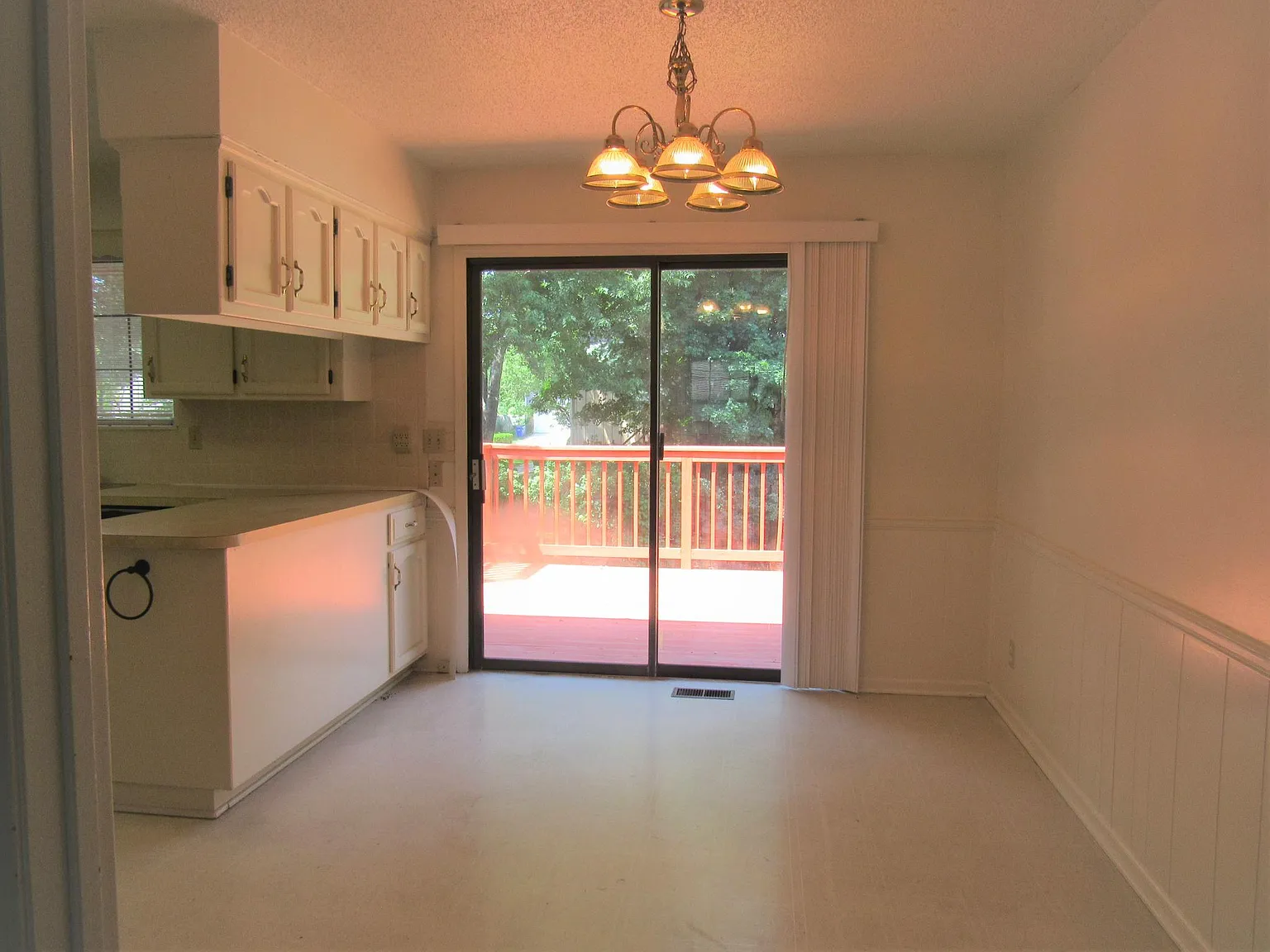 3 bed, 1606 sqft, $1,850 — Photo 4