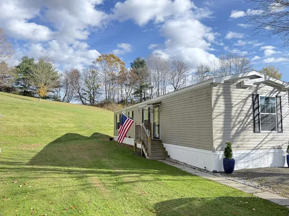 37 Moonwalk Ln, Wellsboro, PA 16901