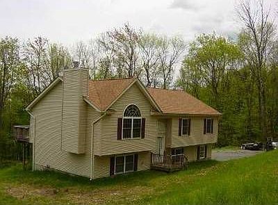 2nd image of 527 Shawanga Lodge Rd