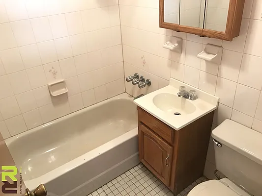 Rented by Rapid Realty Sunset Park Inc | media 4