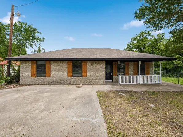 316 N Elm St, Mart, TX 76664