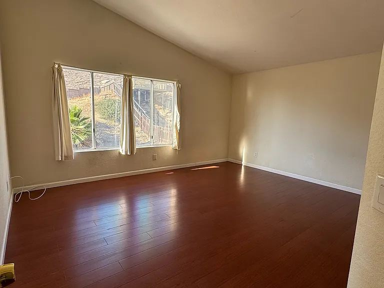 22170 Naples Dr — Photo 13