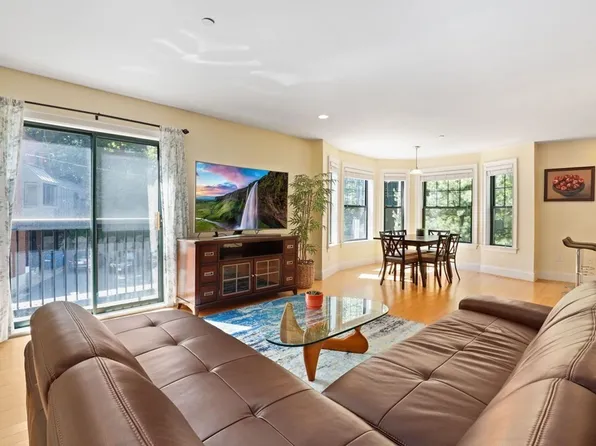 773 Concord Ave Unit 204, Cambridge, MA 02138