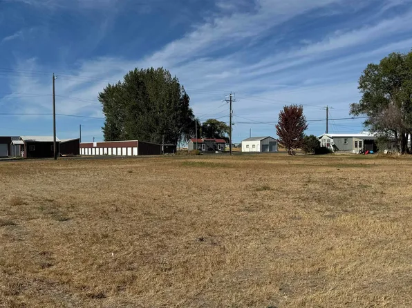 Watson St NW, Creston, WA 99117