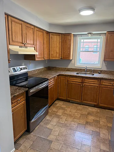 102 Bergen Ave #1 Photo 1