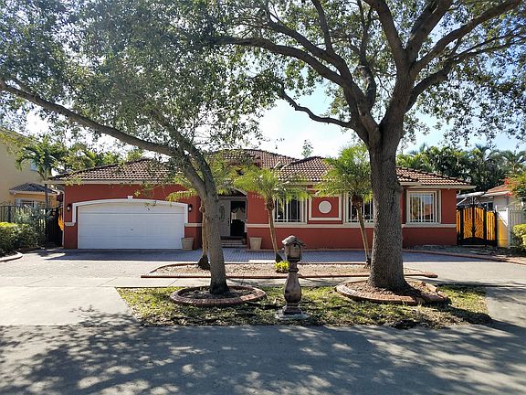 2nd image of 7740 NW 163rd St