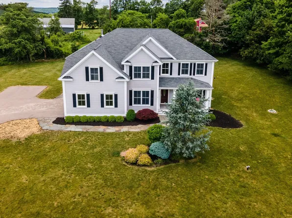1 Farm View Drive, Norwich, CT 06360