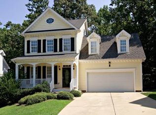 105 Country Valley Ct, Apex, NC 27502