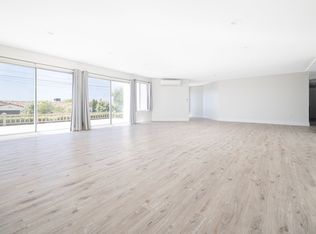 5957 Avenida Chamnez, La Jolla, CA 92037