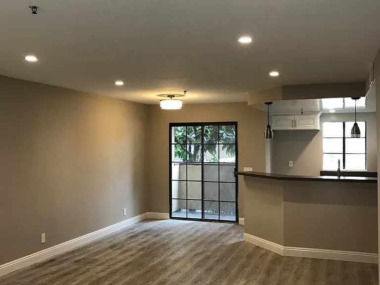 420 S Stoneman Ave #1222 — Photo 3