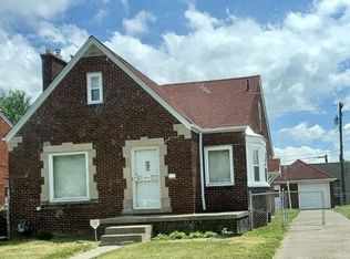 9530 E Outer Dr, Detroit, MI 48213