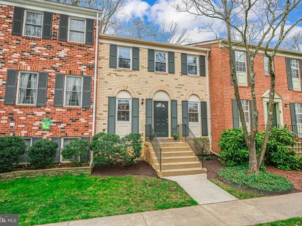 11739 Dry River Ct, Reston, VA 20191