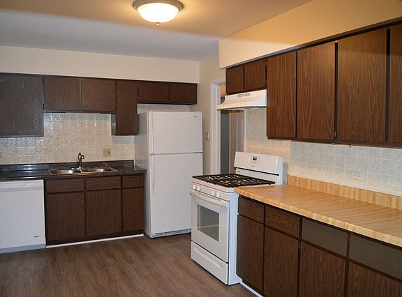 5th image of 21649 Jeffery Ave