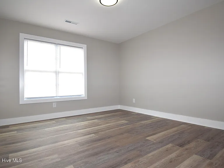 625 Abigail Taylor Dr #B — Photo 16