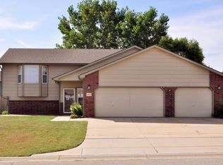 10219 W Lydia Cir, Wichita, KS 67209