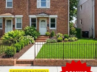 5508 B St SE, Washington, DC 20019