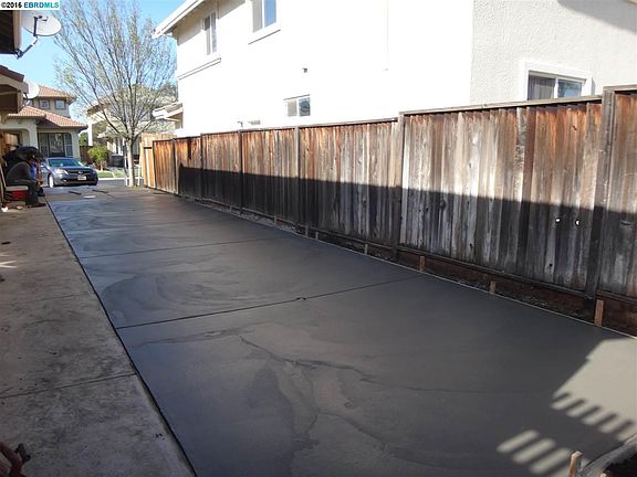 2nd image of 306 Oroville Ct