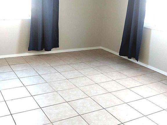 5th image of 429 Buena Ventura Pl NE