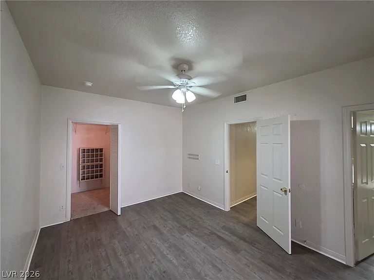 1407 Santa Margarita St #A — Photo 45